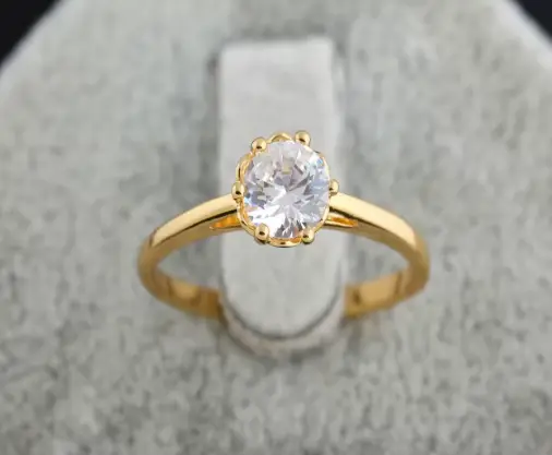 Anillo 14K oro con zirconia 1.0ct – diseño solitario floral para Dama 